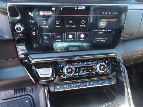 Certified 2025 GMC Sierra 3500 AT4 w/ AT4 Premium Plus Package AWD/4WD image 34