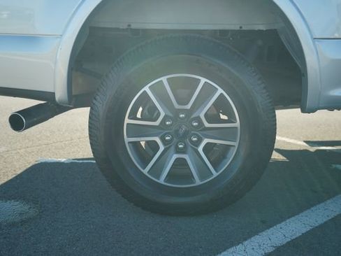 Used 2015 Ford F150 XLT w/ Equipment Group 301A Mid image 42