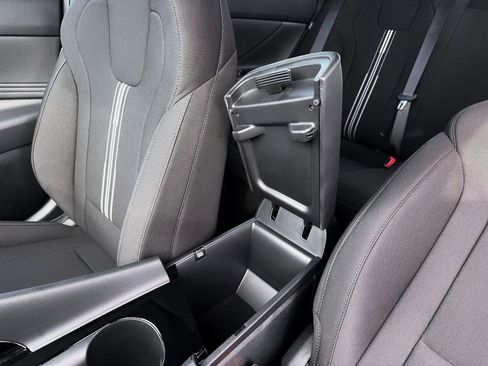 New 2026 Hyundai Elantra Sport w/ Cargo Package image 18