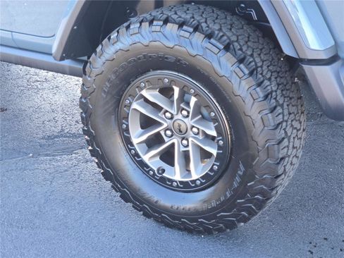 Used 2024 Jeep Wrangler Unlimited Rubicon 392 image 19