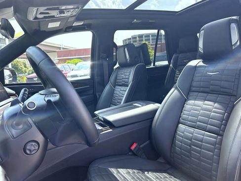 Certified 2024 Cadillac Escalade Premium Luxury Platinum w/ Heavy-Duty Trailer Package AWD/4WD image 24