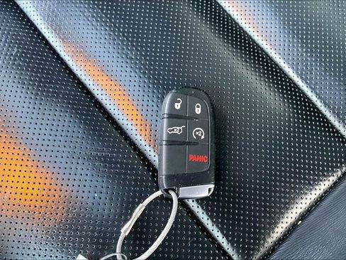 Used 2024 Dodge Durango GT image 10