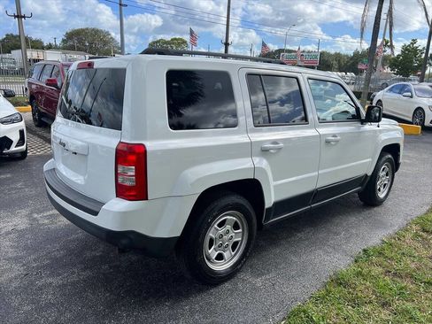 Used 2015 Jeep Patriot Sport w/ Power Value Group image 5