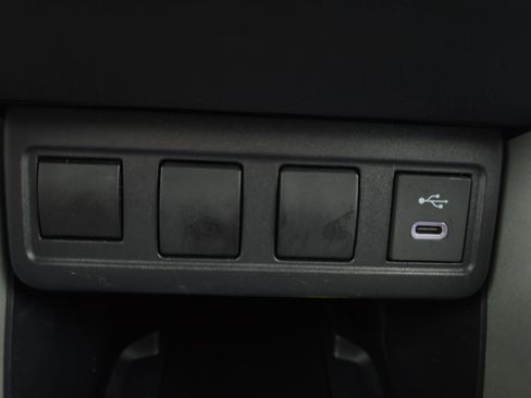 Used 2024 Toyota Corolla Cross SE w/ Moonroof Package image 22