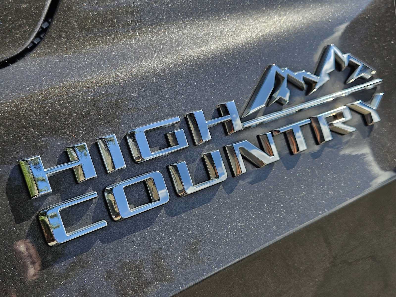 Used 2021 Chevrolet Tahoe High Country w/ Premium Package RWD image 12