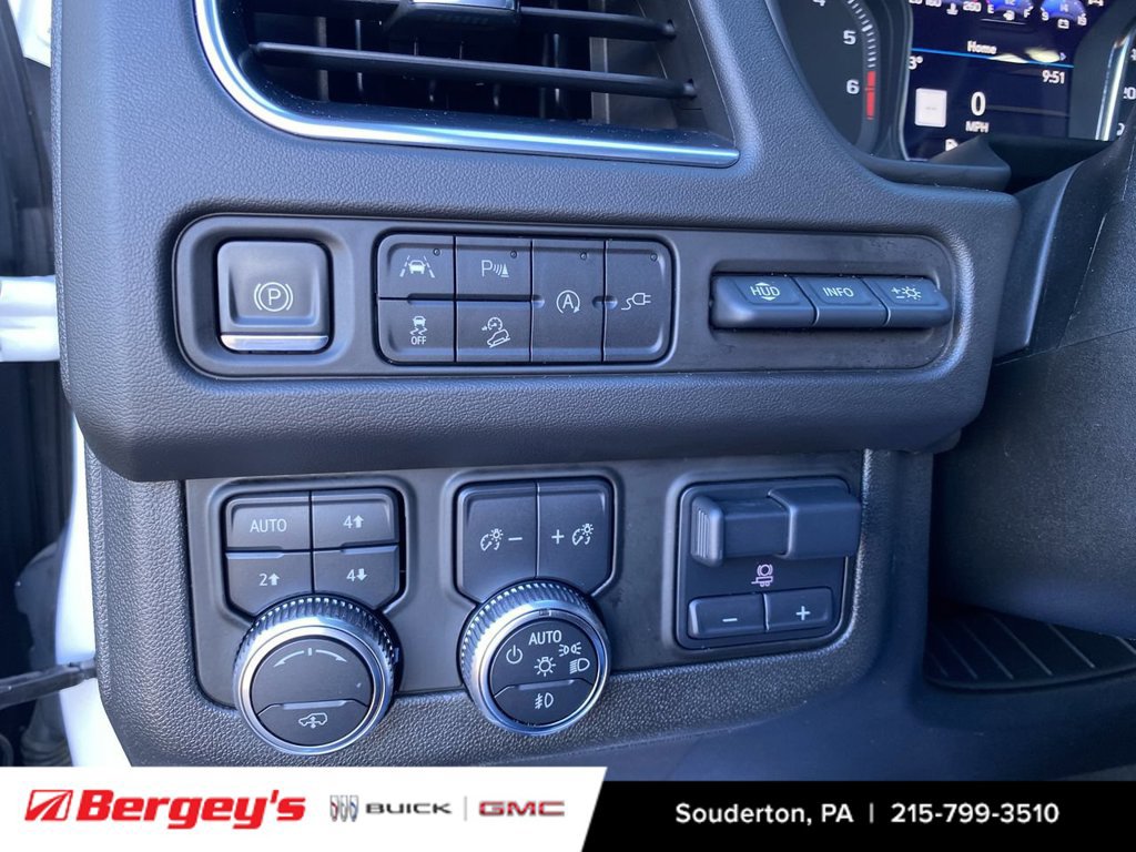 Used 2021 GMC Yukon XL AT4 w/ AT4 Premium Plus Package AWD/4WD image 21