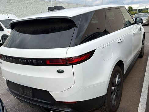 Used 2023 Land Rover Range Rover Sport SE AWD/4WD image 3