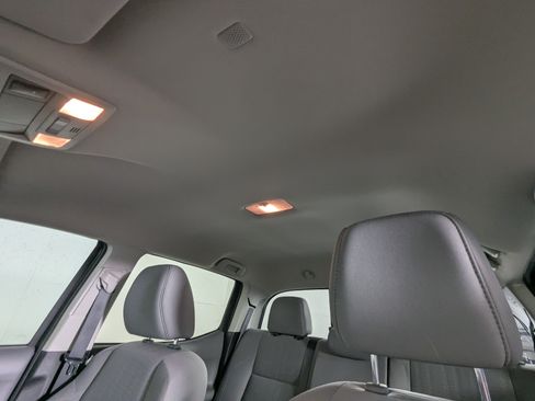 Used 2019 Toyota Tacoma SR5 RWD image 21
