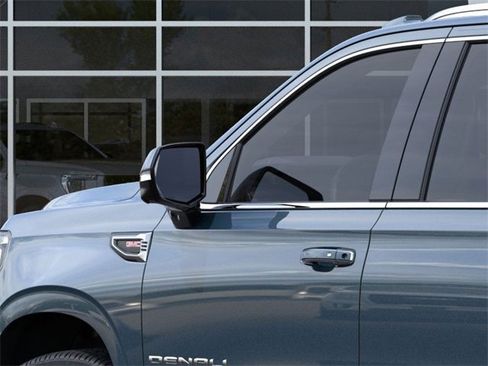 New 2026 GMC Yukon XL Denali image 12