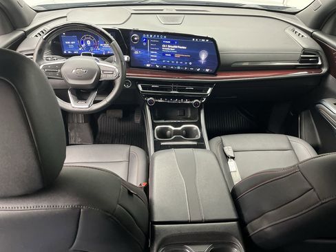 Certified 2024 Chevrolet Traverse Z71 w/ Enhanced Driving Package image 4