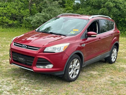 Used 2015 Ford Escape Titanium AWD/4WD image 3
