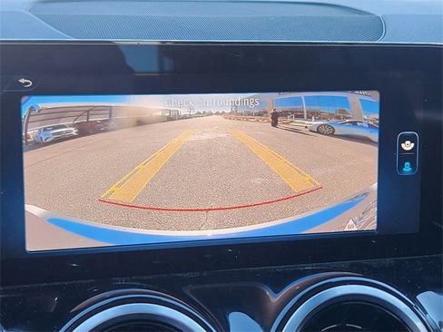 Certified 2026 Mercedes-Benz GLB 250 4MATIC image 28