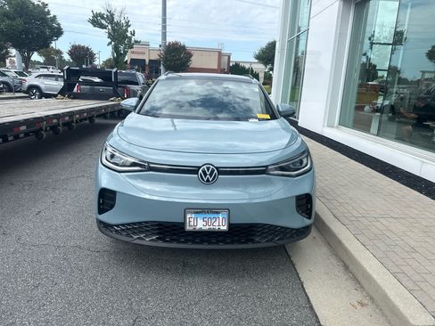 Used 2024 Volkswagen ID.4 S RWD image 2