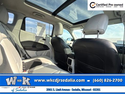 Certified 2017 Jeep Compass Limited AWD/4WD image 30