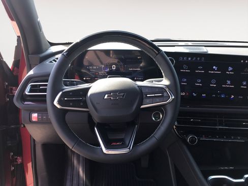 New 2026 Chevrolet Traverse Z71 w/ Enhanced Driving Package image 12