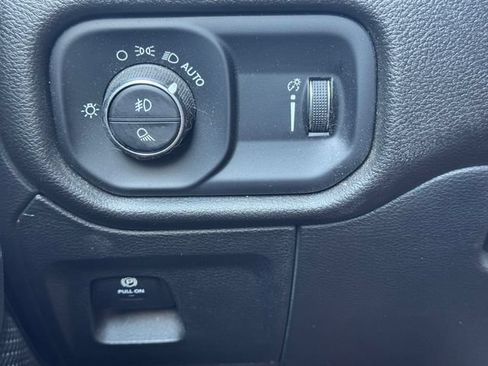 Certified 2024 RAM 1500 Tradesman w/ Night Edition AWD/4WD image 23