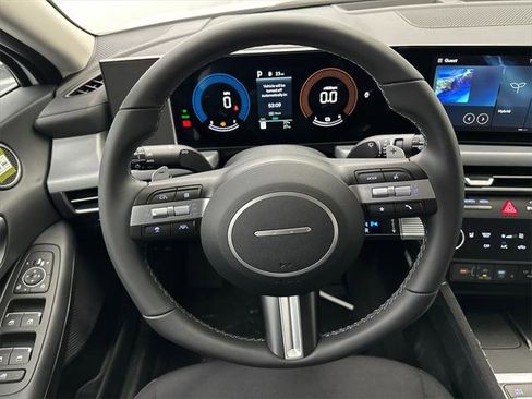 New 2025 Hyundai Sonata SEL image 23