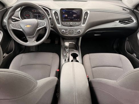 Used 2021 Chevrolet Malibu LT FWD image 24