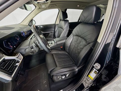 Used 2024 BMW X7 xDrive40i w/ Premium Package AWD/4WD image 22