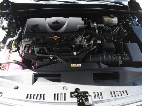 Used 2019 Toyota Avalon XSE FWD image 30