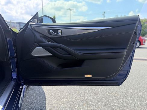 Used 2019 INFINITI Q60 3.0t Luxe w/ Essential Package AWD/4WD image 18