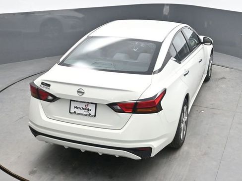 Used 2021 Nissan Altima 2.5 S FWD image 30