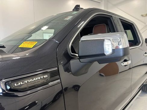 Used 2025 GMC Sierra 1500 Denali Ultimate image 17