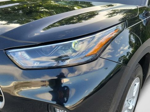Certified 2023 Toyota Highlander LE FWD image 25