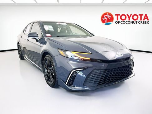Certified 2025 Toyota Camry XSE FWD image 1