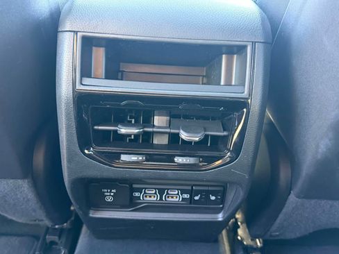 Used 2024 Jeep Grand Cherokee Limited 4xe AWD/4WD image 18