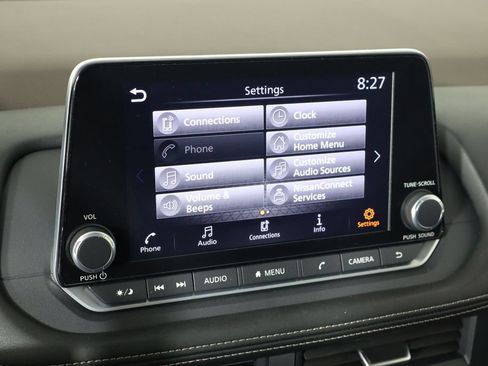 Used 2023 Nissan Rogue SV w/ SV Premium B Package FWD image 32