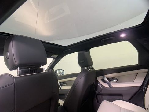 Certified 2025 Land Rover Discovery Sport Dynamic SE image 26