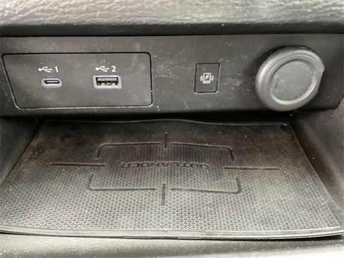 Used 2022 Mitsubishi Outlander SE image 23