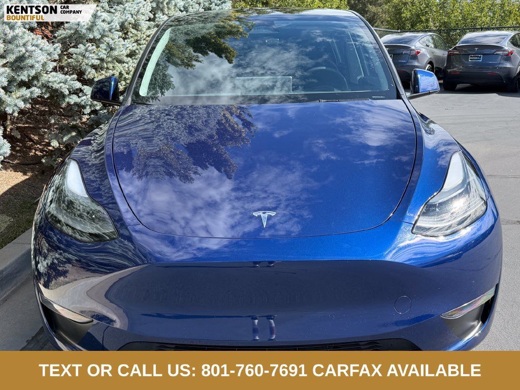 Used 2024 Tesla Model Y Performance AWD/4WD image 2