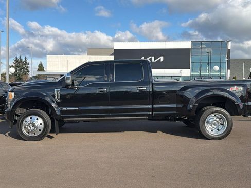 Used 2022 Ford F450 Platinum w/ FX4 Off-Road Package image 7