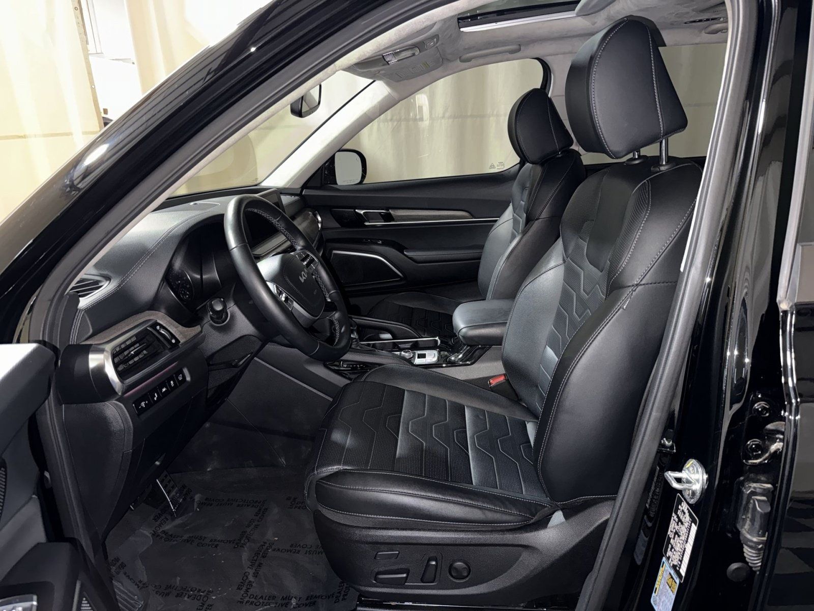 Used 2022 Kia Telluride SX w/ SX Prestige Package AWD/4WD image 18