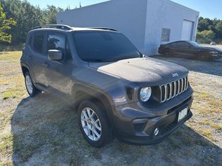 Used 2019 Jeep Renegade Latitude w/ Cold Weather Group image 1