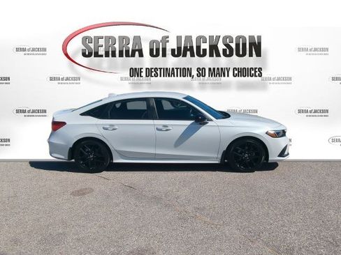Used 2023 Honda Civic Sport image 10