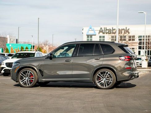 Used 2025 BMW X5 M60i image 7