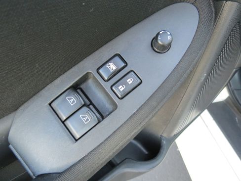 Used 2010 Nissan 370Z Coupe image 21