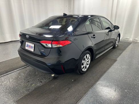 Used 2025 Toyota Corolla LE image 5