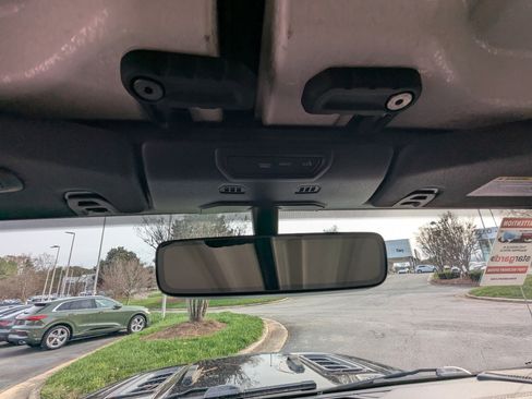 Used 2021 Jeep Wrangler Unlimited Rubicon image 27