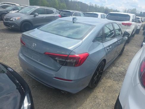 Used 2023 Honda Civic Sport image 5