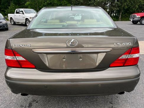 Used 2006 Lexus LS 430 RWD image 4