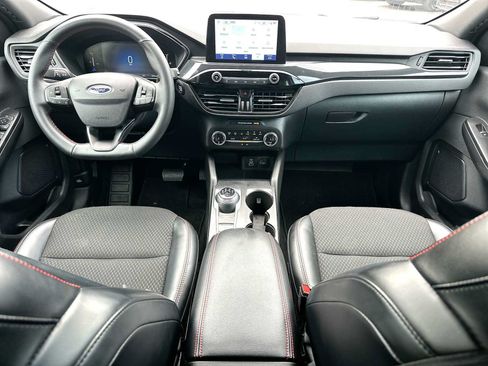 Used 2025 Ford Escape ST-Line AWD/4WD image 25