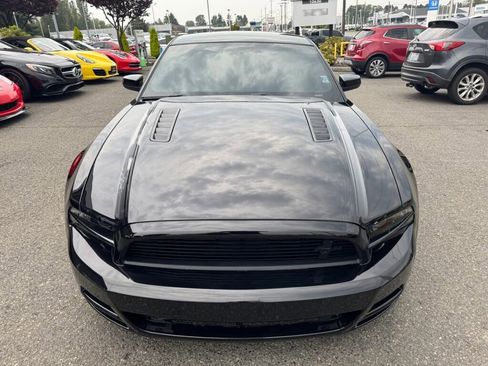 Used 2014 Ford Mustang GT Premium w/ Equipment Group 402A image 9