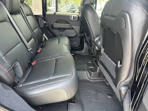 New 2026 Jeep Wrangler Unlimited Rubicon AWD/4WD image 15