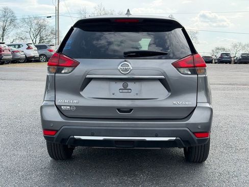 Used 2020 Nissan Rogue SV image 6