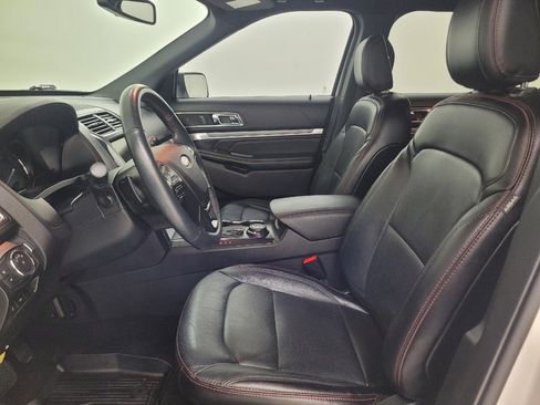 Used 2019 Ford Explorer Sport AWD/4WD image 17