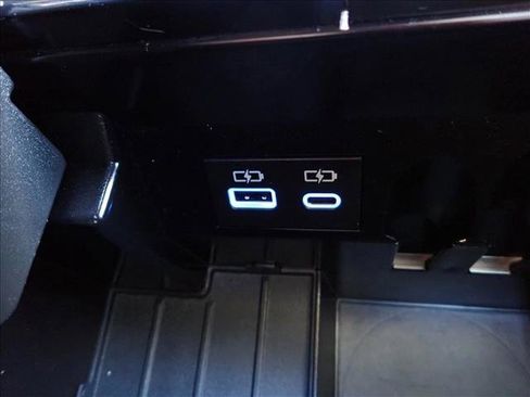 Used 2024 Toyota Sequoia SR5 image 26